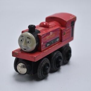 Friends Wooden Railway Tank Train  Ivo Hugh Engine  2003  GUC